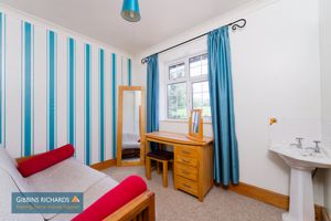 Bedroom- click for photo gallery